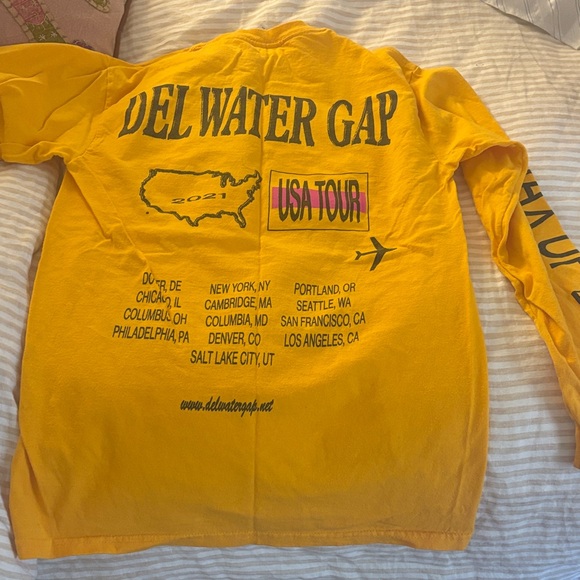 Del Water Gap Graphic Long Sleeve Shirt - Picture 2 of 3